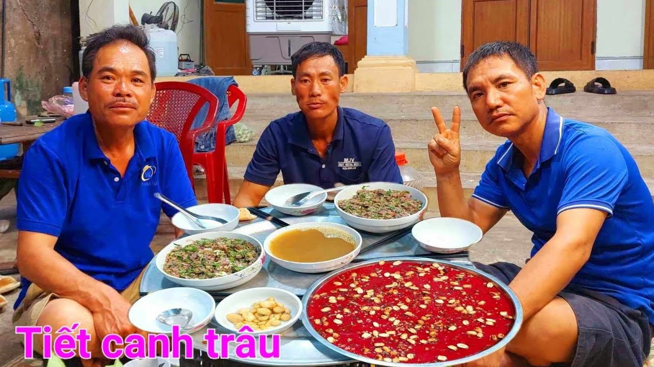 Tiết Canh Trâu Chộn Pịa Món Ăn Kinh Dị | Nguyễn Ngọc Biển HN. - YouTube