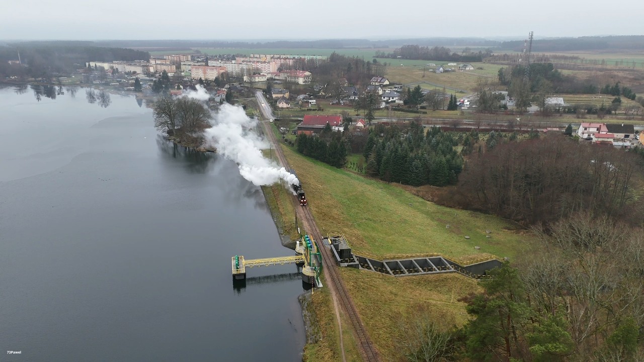 Zimowy klimat na szlaku wąskotorowym. Px48-3901 „Zośka”