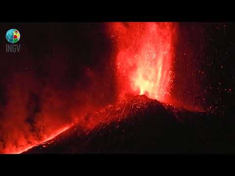 Parossismo al Cratere di Sud-Est dell'Etna, 10 febbraio 2022: flussi piroclastici