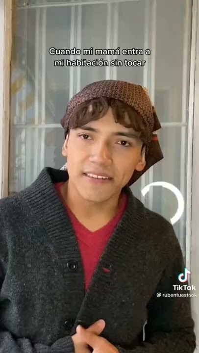 hijo , estás viendo porno?🤣