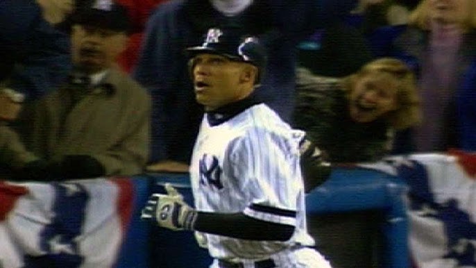 Alfonso Soriano's 9th-inning blast pushes Yankees to brink of 2001 World  Series - Latino Baseball