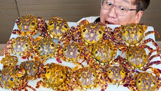 Explosive flavor and traditional food of Tiger crab, which is only found in South Korea