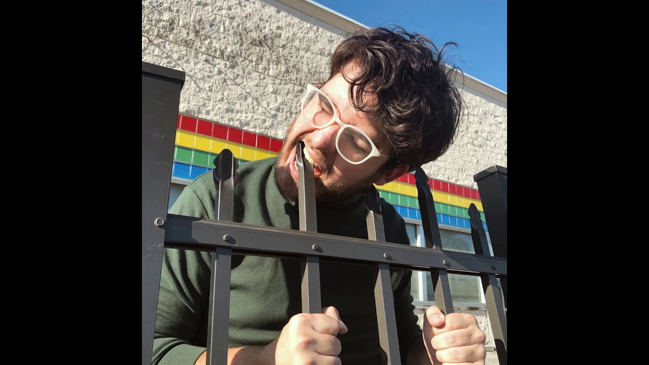 Watch dannythestreet - Rummaging on YouTube Watch dannythestreet - Rummaging on YouTube