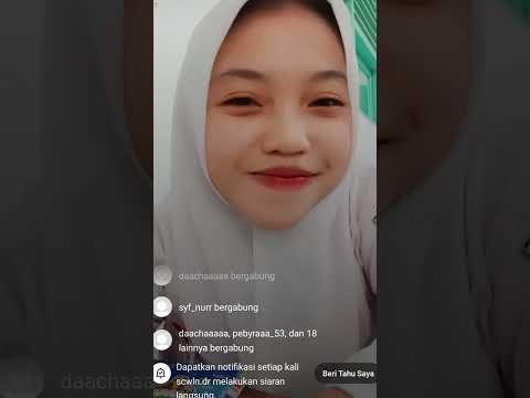 gadis jilbab sma live sambil pamer anunya