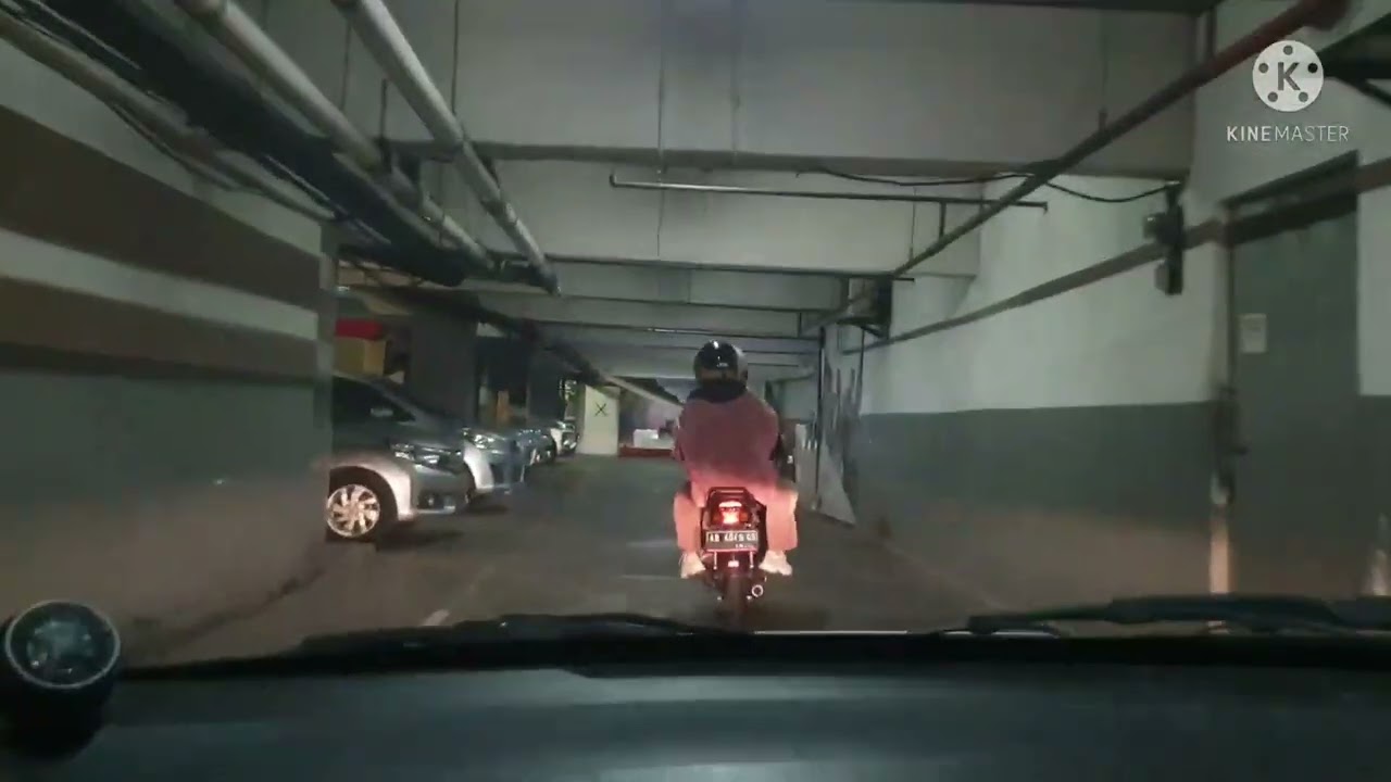 REVIEW PARKIRAN DI GALERIA MALL YOGYAKARTA | CARA MASUK MALL GALERIA JOGJA