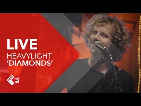 HeavyLight - &rsquo;Diamonds&rsquo; (The Boxer Rebellion) Live @ De Nacht van de Zwevende Kiezer | NPO Radio 2