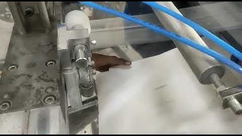 TISSUE BOX WINDOW PASTING MACHINE WITH SLITINH