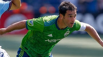 Interview: Nicolás Lodeiro on his support for the Seattle Seahawks