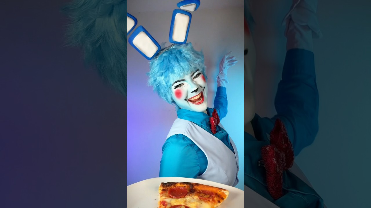 THE THREE TOY ANIMATRONICS!! - FNAF Cosplays #fnaf #fivenightsatfreddys #cosplay