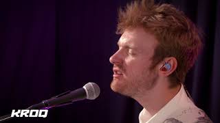 Finneas Performs \\