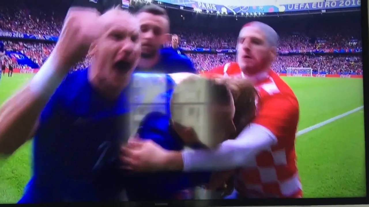 Luka Modric Goal Crazy Croatia Fan Tur Vs Cro Uefa Euro 16 Youtube