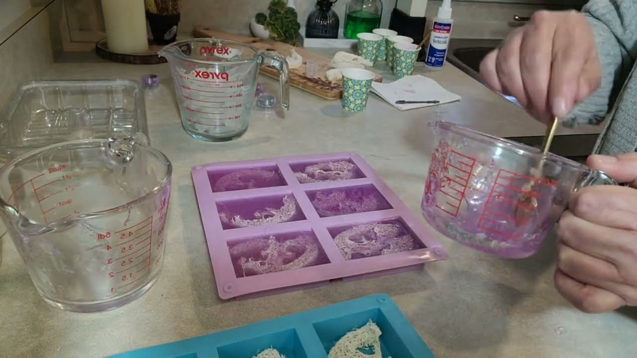 exfolia Loofah soap bar