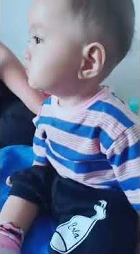 Anak cowok lucu dan ganteng