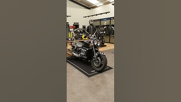 Triumph Rocket 3 - Pidcock Triumph