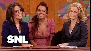 Weekend Update: Tina Fey and Amy Poehler Mentor Lindsay Lohan - SNL