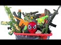 Spider man action series guns  equipment 0 smgs revolvers pistols grenadeaxe from the box
