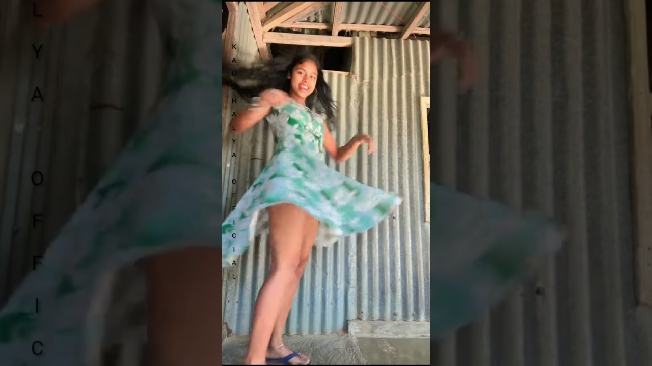 YouTube에서 මොනාද දැක්කේ 🙈| Mesmerizing Dance Performance by a Talented Girl #dance #srilanka #foryou #shorts 보기 YouTube에서 මොනාද දැක්කේ 🙈| Mesmerizing Dance Performance by a Talented Girl #dance #srilanka #foryou #shorts 보기