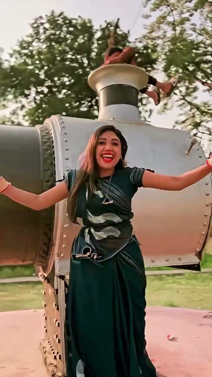 Shorts | सड़िया करिया | #Ankush Raja, #Karishma Kakkar | Sadiya Kariya | New Bhojpuri Song