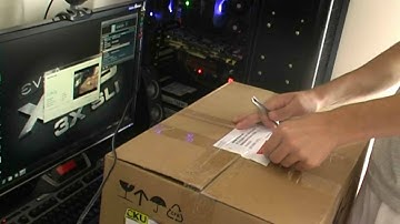 Logitech G19 Gaming Keyboard - Unboxing