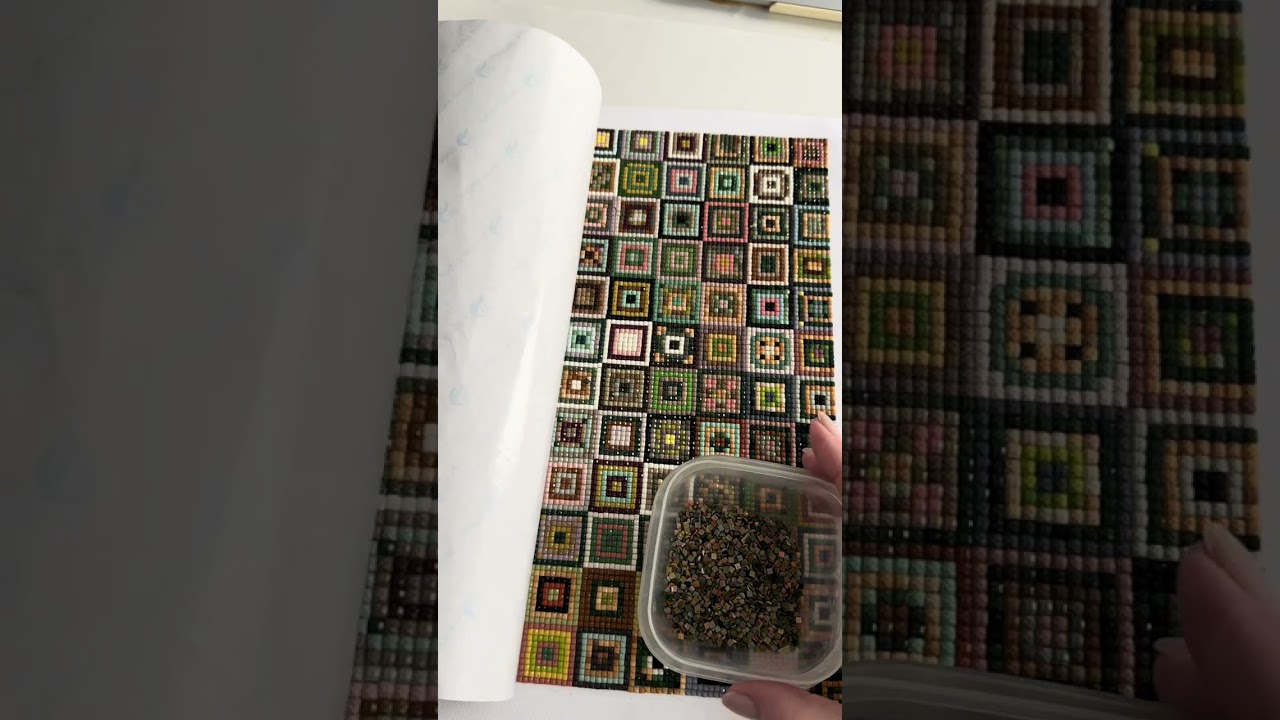 Что я сделала из остатков "алмазной" мозаики. Развлекалась;