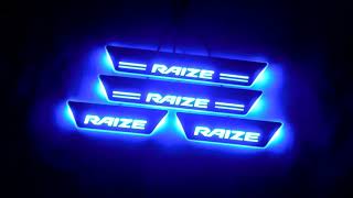 トヨタ ライズ RAIZE LED スカッフプレート シーケンシャル 流れる 青光 ブルー 電装関係 ドレスアップ 日本語説明書付き 1年保証有り 即納