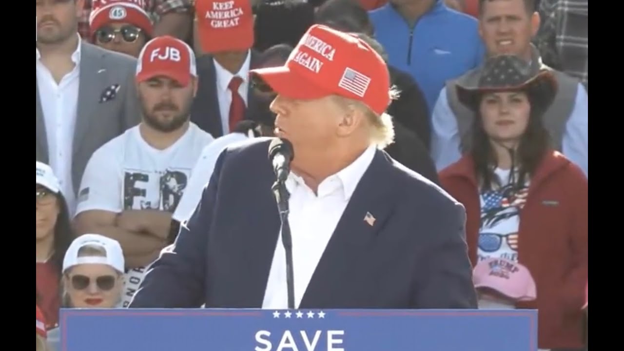 Trump accidentally makes HUMILIATING mistake on stage at rally