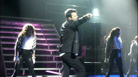 New Kids On The Block Jordan Knight GIVE IT TO YOU Hammersmith Apollo London 25.01.09
