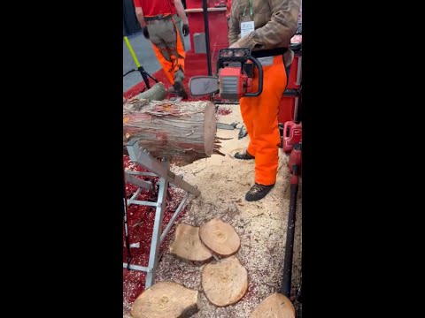 M18 FUEL™ 20" Dual Battery Chainsaw | 2827