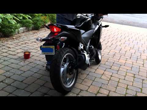 2011 Honda CBR250R Stock Exhaust Versus Yoshimura Slip-On Exhaust