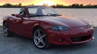 Research 2004
                  MAZDA MX-5 pictures, prices and reviews