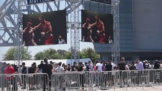 City officials worry over large gathering, as fans crowd AT&T Stadium ahead of Canelo Alvarez vs. Bi