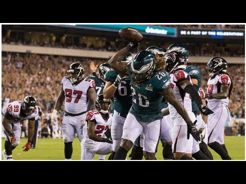 Eagles deny Falcons in final seconds to seal win in sloppy season opener