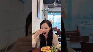 Đi Ăn Với Người Yêu Chỉ Gọi 1 Xuất, Đố Mọi Người Vì Sao Nè.