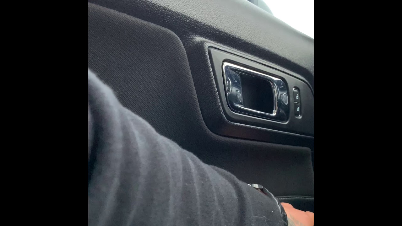 37 in a 20 La Fería Police YouTube