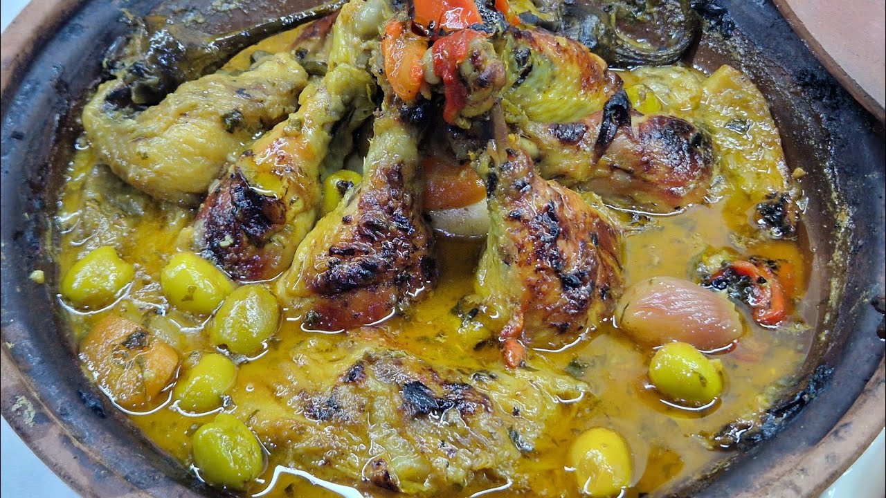 طاجين الزيتون  بالدجاج  المدخن/tadjine zitoune au poulet  fumé 