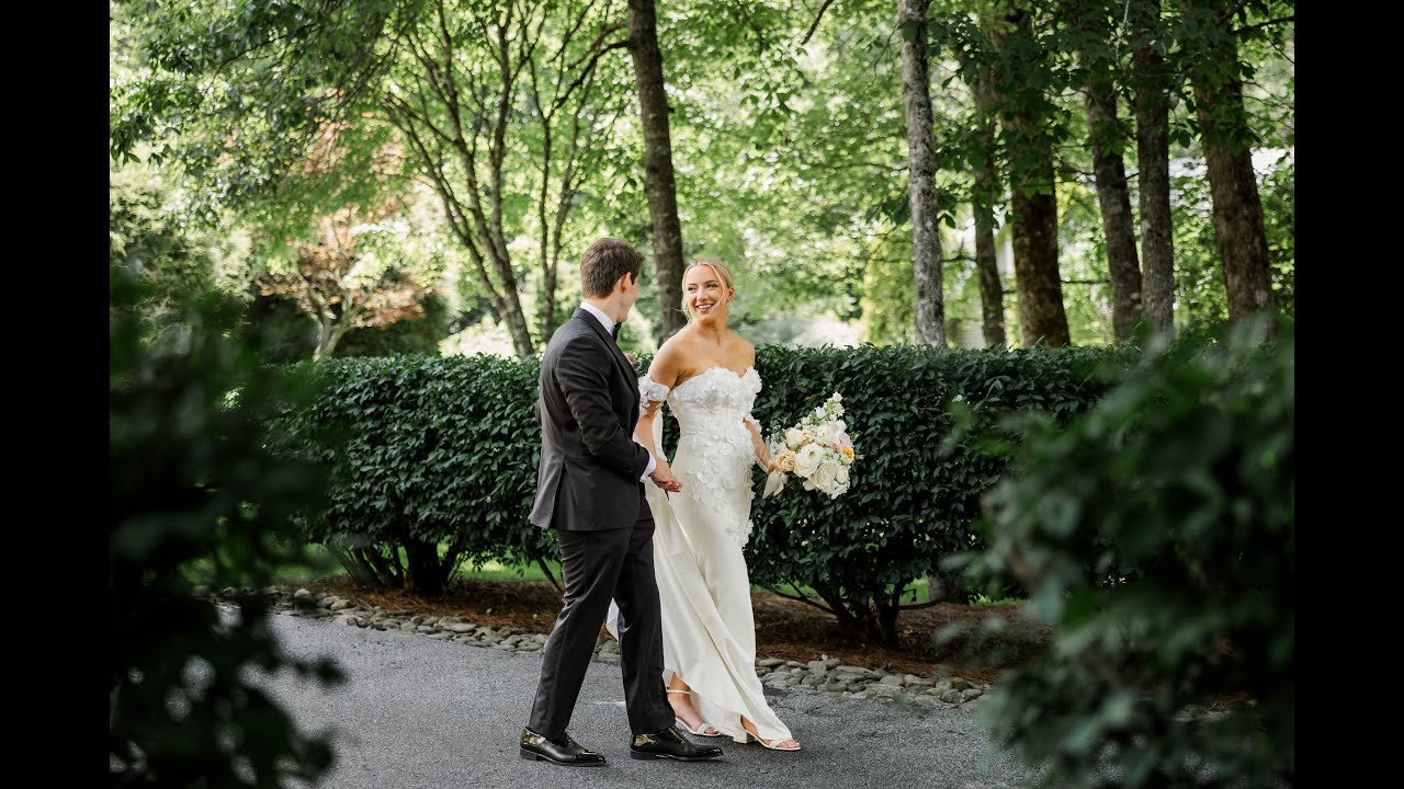 Свадьба Ханны и Ника на ферме Old Edwards в Хайлендсе, Северная Каролина