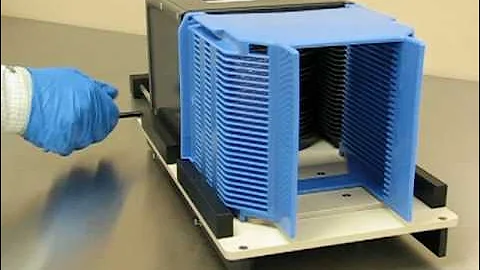 Slide Wafer Transfer with Manual Moving Platform - G2 Automated Technologies, LLC. - 1.866.6.G2.ATEC