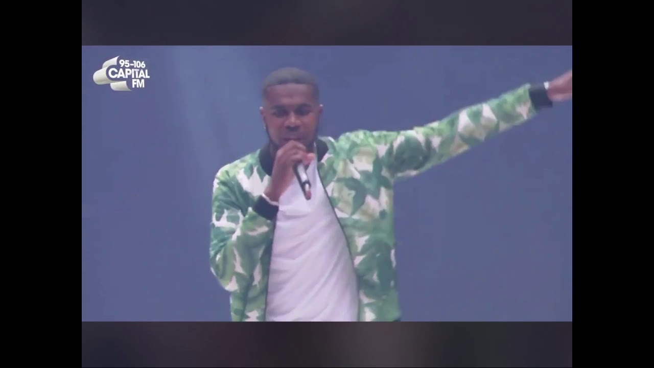 Ramz performing ‘Barking’ at the Summertime Ball gone very wrong. 