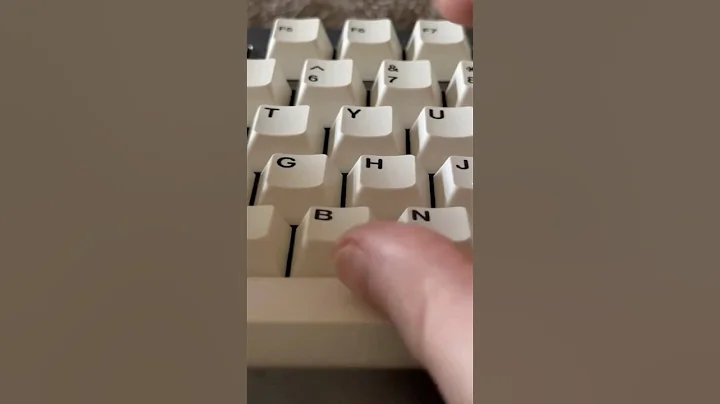 Keycap Showdown: ABS vs PBT (Which is Best?)