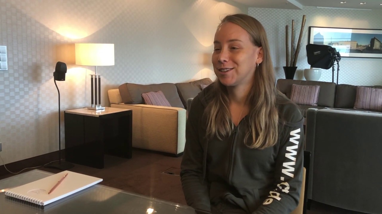 Facial Feminization Surgery Review Pina, Dr Bart van de Ven reviews YouTube