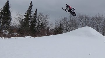 Rc snowmobile polaris rush BRUSHLESS EXTREME JUMPING.