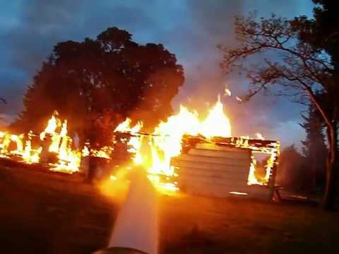 View of a house fire from the nozzle! GoPro Hero2 Flashover Backdraft Rollover Explosion