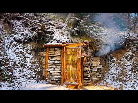 Stone Bunker Under a Tree Root | Fire Heated Bed. Bushcraft
