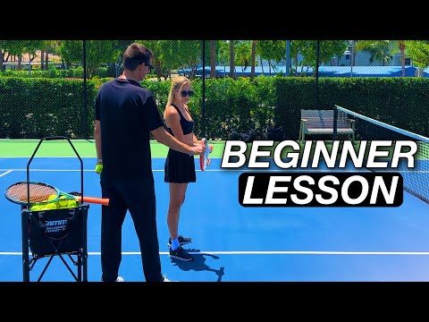 Beginner Tennis Lesson | Forehand & Two-Handed Backhand
