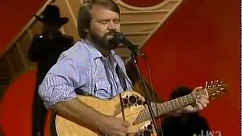 Glen Campbell Sings "Gentle on My Mind" w/alternate guitar solo