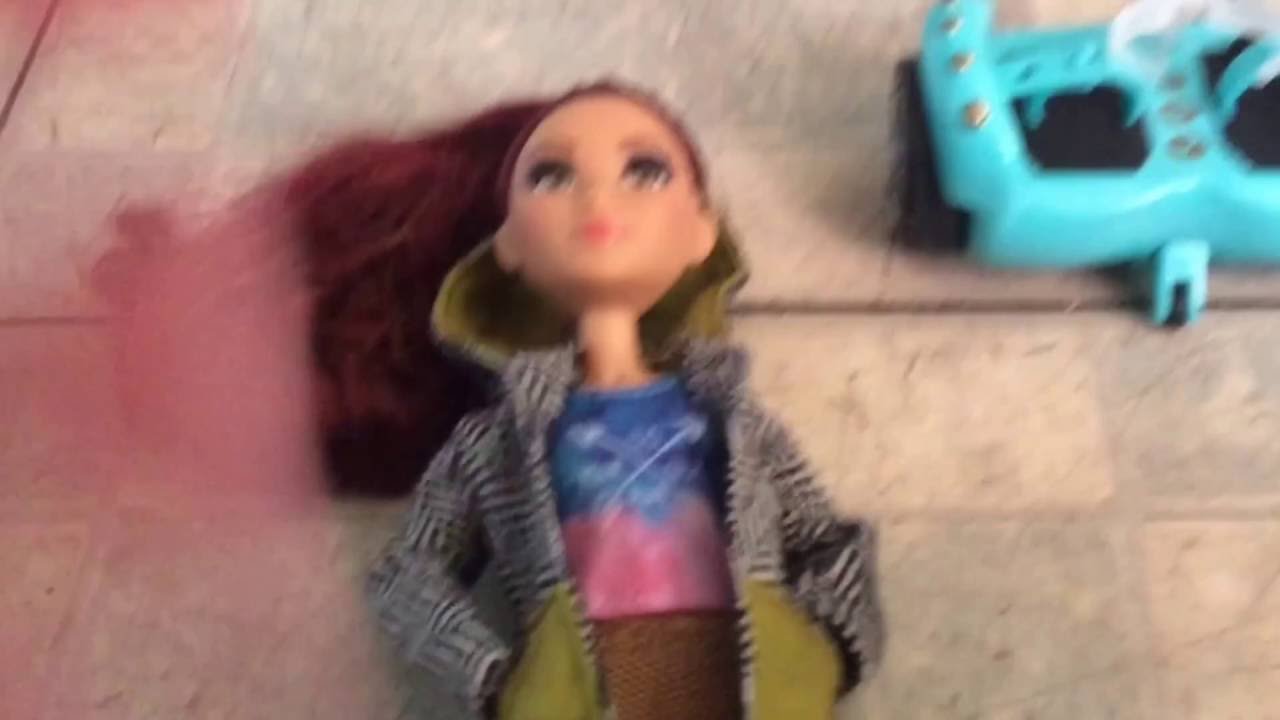 Project Mc2 Camryn Coyle RC Hoverboard Doll Review
