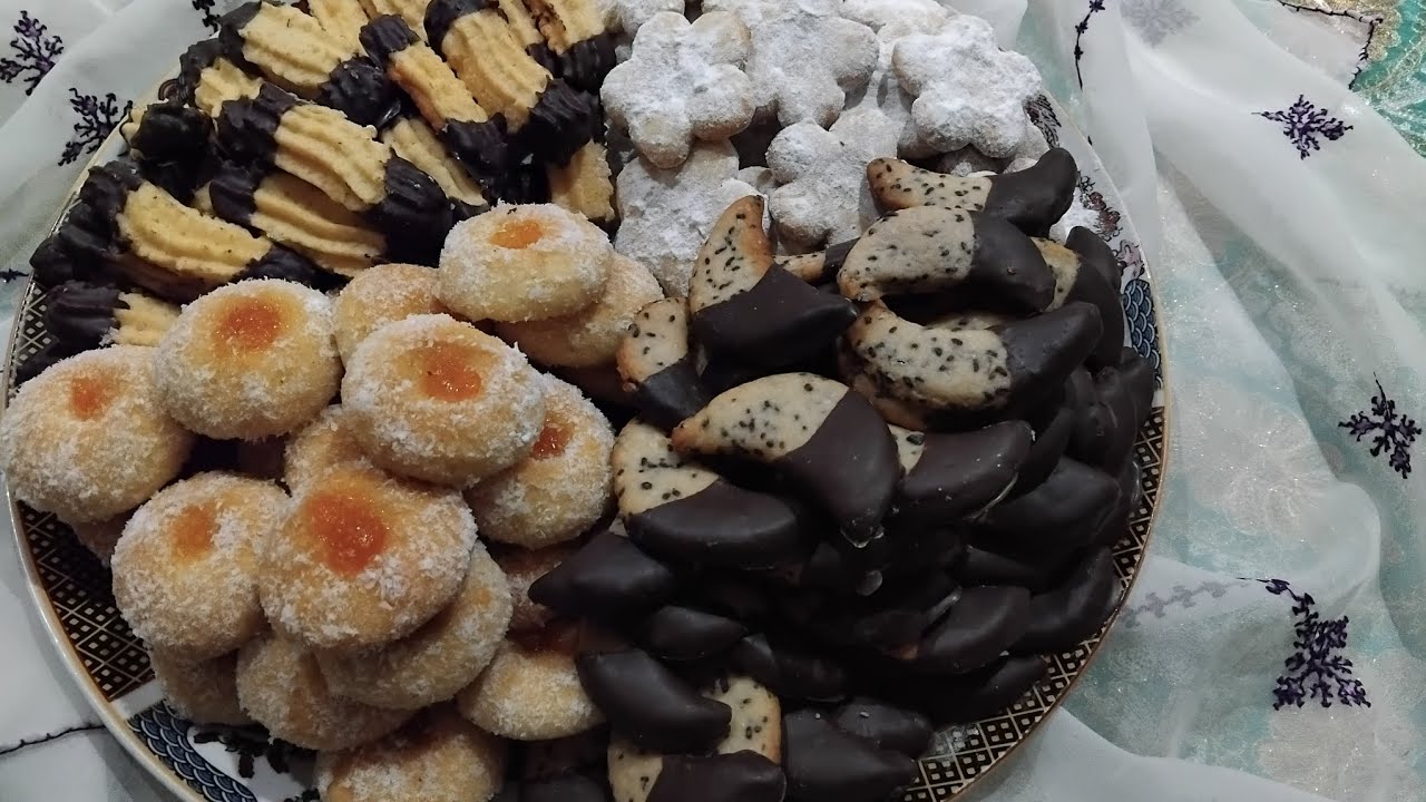 بعجينة وحدة خرجت 4 اشكال ديال الحلوى لذيذة وساهلة والأهم اقتصادية