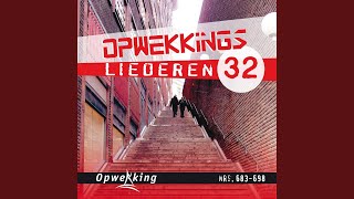 Video thumbnail of "Stichting Opwekking - Stil (695)"