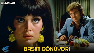 Çılgınlar Orhan, Selmayı Sarhoş Etmeye Çalışıyor