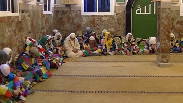 هو الذي ينزل على عبده آيات بينات ليخرجكم من الظلمات إلى النور